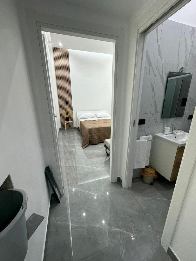 Dg Lovely Home Наполи Екстериор снимка