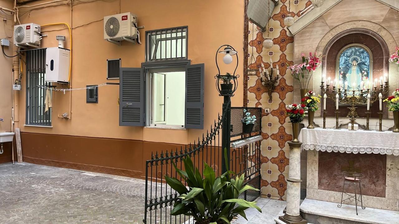 Dg Lovely Home Наполи Екстериор снимка
