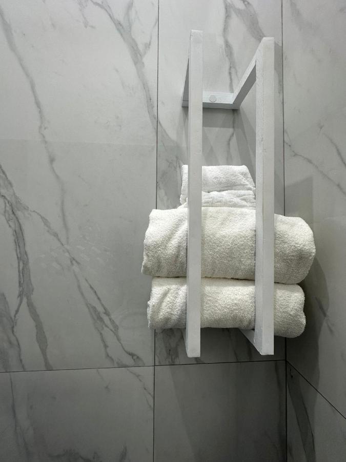 Dg Lovely Home Наполи Екстериор снимка