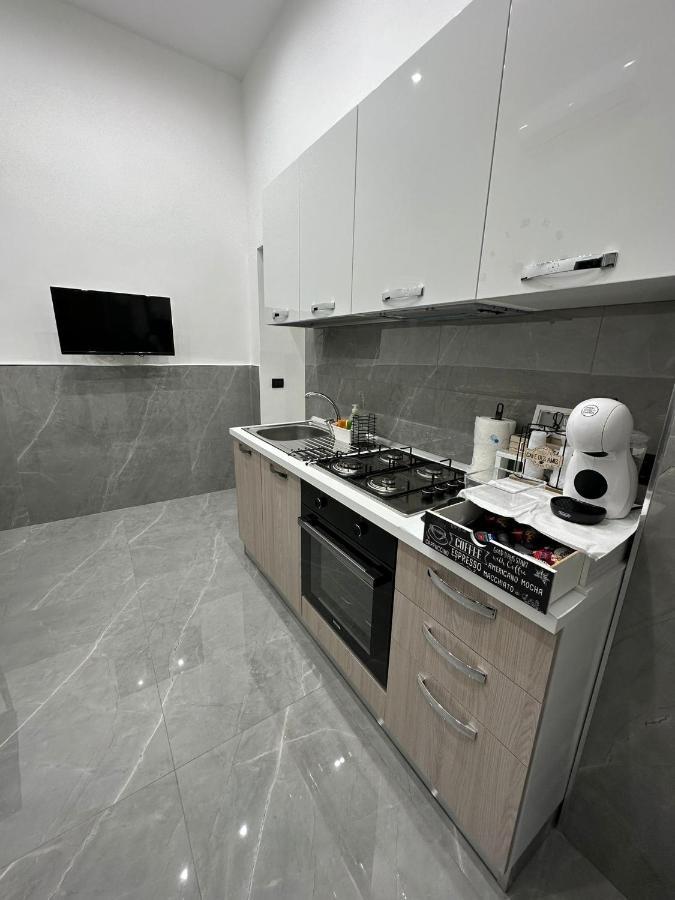 Dg Lovely Home Наполи Екстериор снимка
