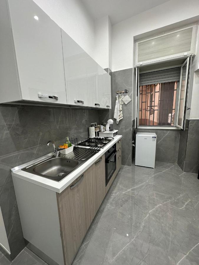 Dg Lovely Home Наполи Екстериор снимка
