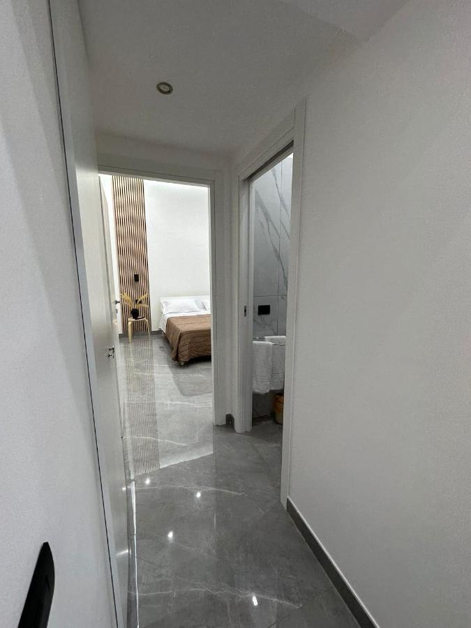Dg Lovely Home Наполи Екстериор снимка