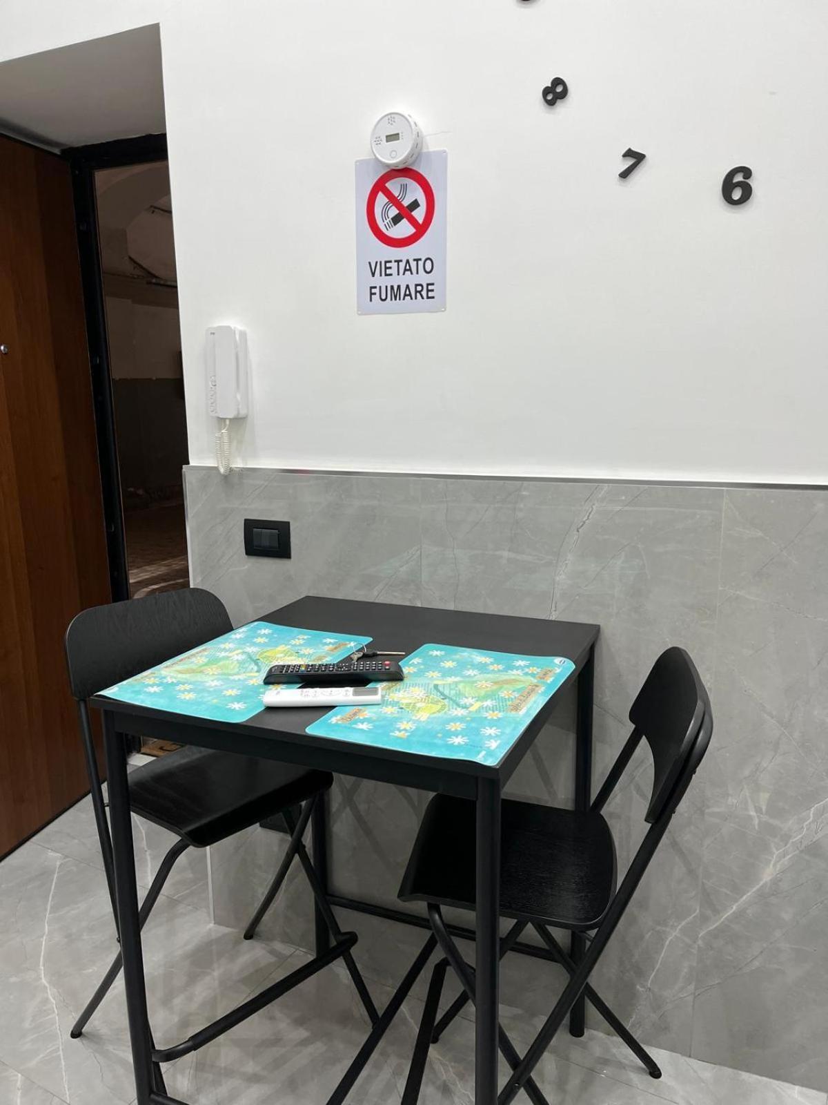 Dg Lovely Home Наполи Екстериор снимка